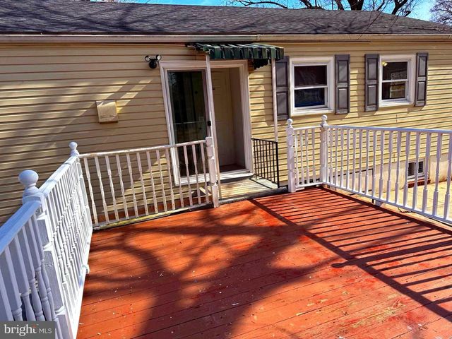 9404 48TH PL, College Park, MD 20740