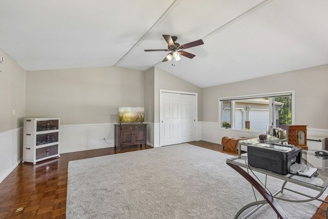 6511 SANDS Road, Crystal Lake, IL 60014