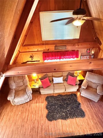 979 County Line Road, Eufaula, OK 74432