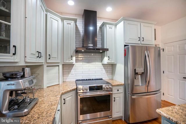 2292 OAK LEAF DR, State College, PA 16803