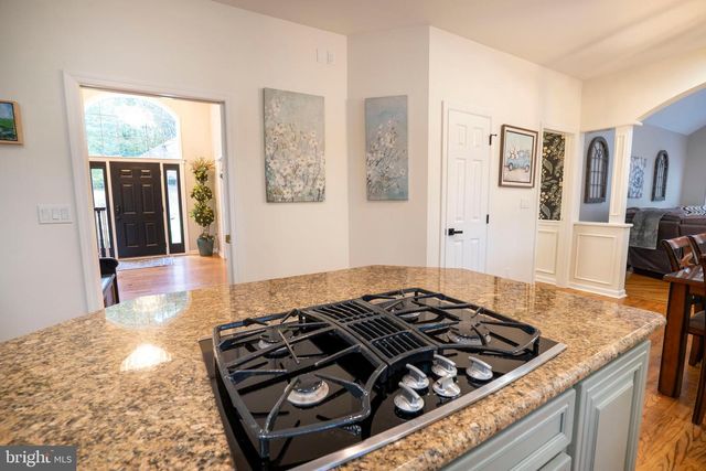 2292 OAK LEAF DR, State College, PA 16803