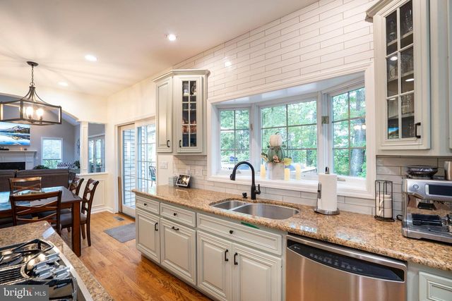 2292 OAK LEAF DR, State College, PA 16803