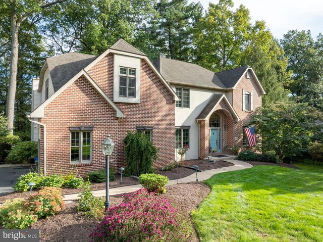 2292 OAK LEAF DR, State College, PA 16803