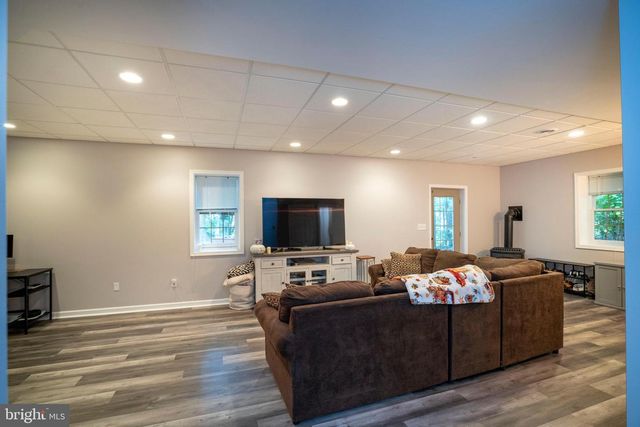 2292 OAK LEAF DR, State College, PA 16803