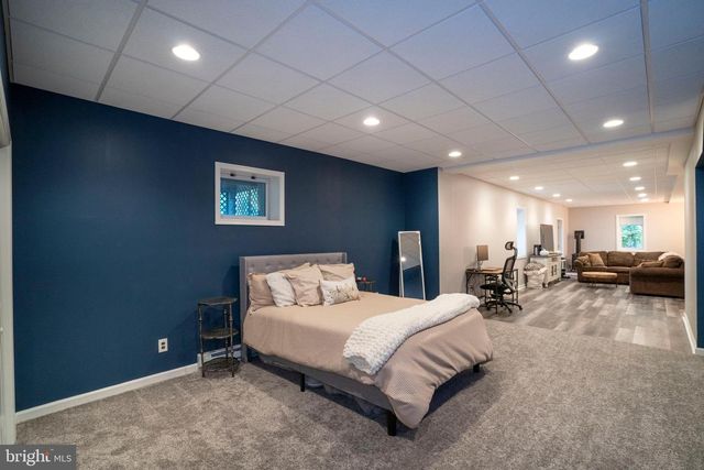 2292 OAK LEAF DR, State College, PA 16803