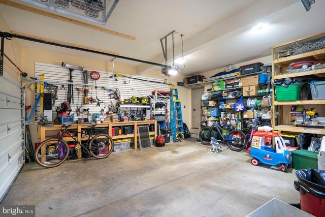 2292 OAK LEAF DR, State College, PA 16803