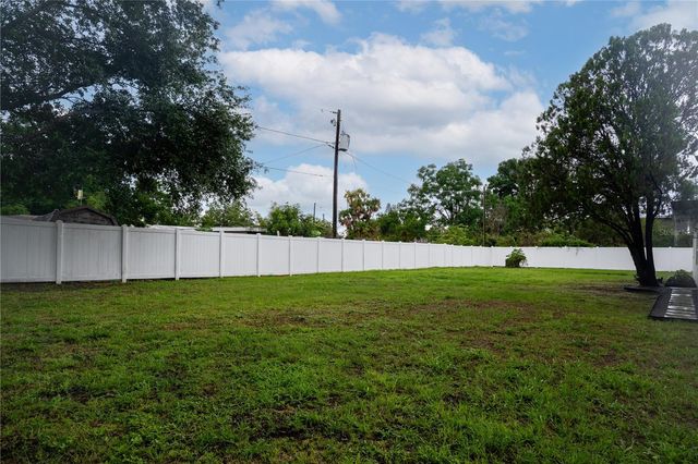 7811 47TH STREET N, Pinellas Park, FL 33781