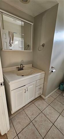 884 SW County Road Zz Highway, Garden City, MO 64747