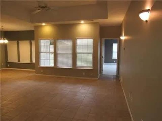 884 SW County Road Zz Highway, Garden City, MO 64747