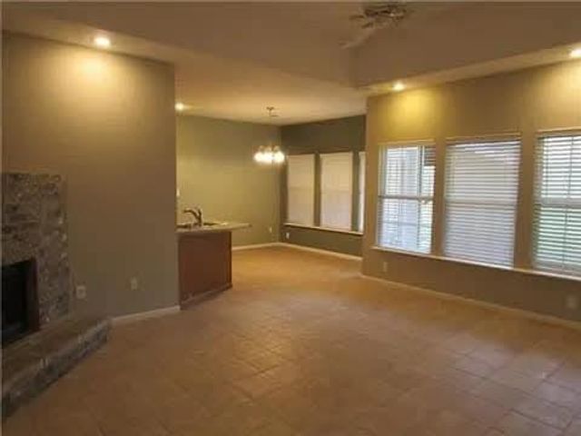 884 SW County Road Zz Highway, Garden City, MO 64747