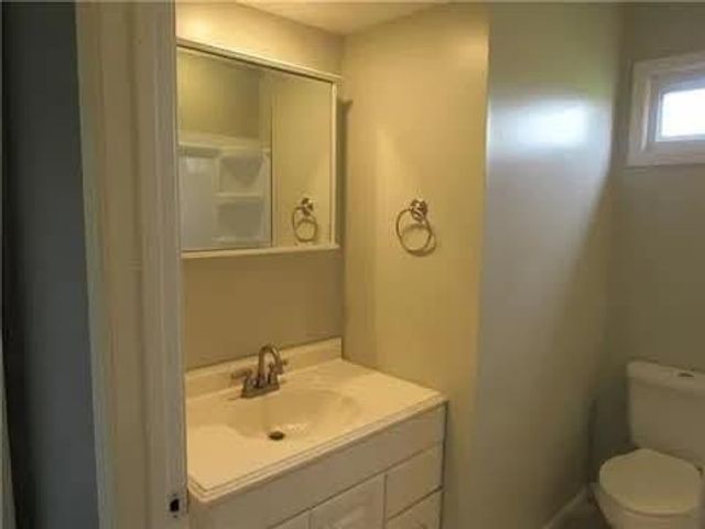 884 SW County Road Zz Highway, Garden City, MO 64747