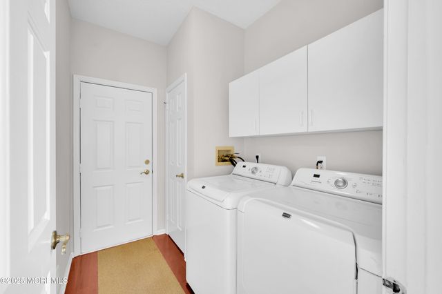96 Sandpiper Drive, Bayville, NJ 08721
