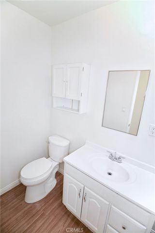 6951 Simpson Avenue 12, North Hollywood, CA 91605