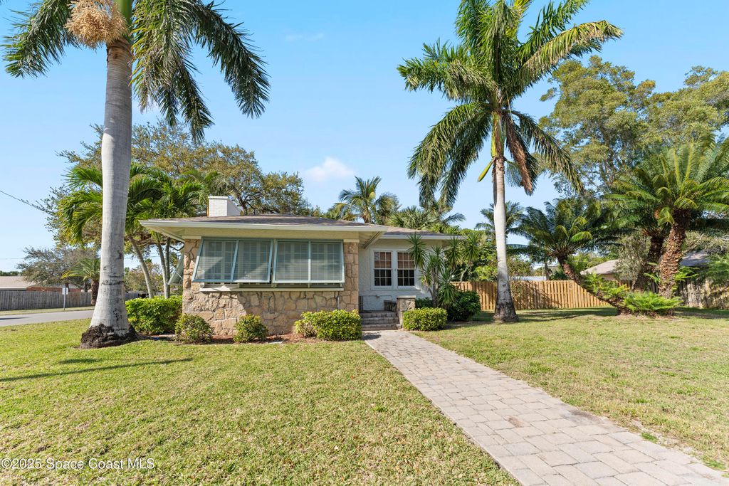 346 Third Avenue, Indialantic, FL 32903