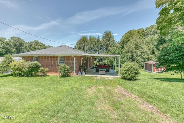 722 Rose Lane, Mount Carmel, TN 37645