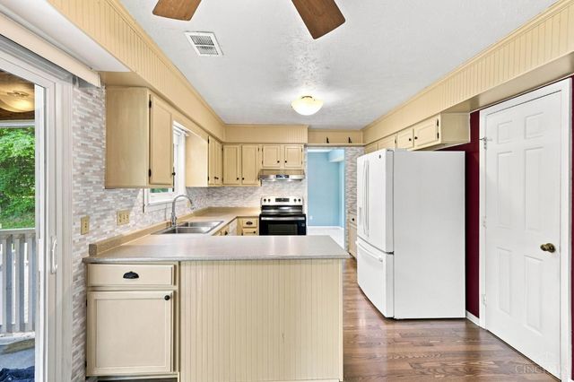 3385 Greenwich Drive, Fairfield, OH 45011