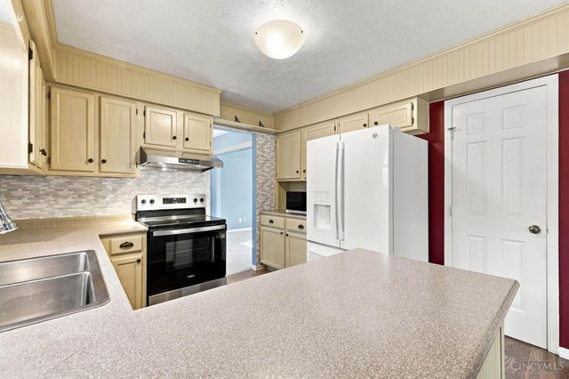 3385 Greenwich Drive, Fairfield, OH 45011