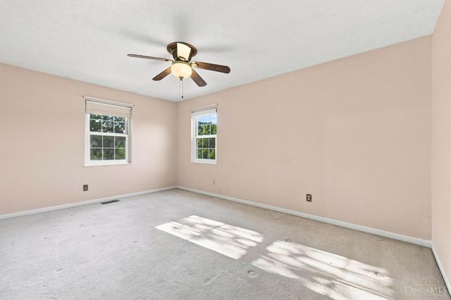 3385 Greenwich Drive, Fairfield, OH 45011