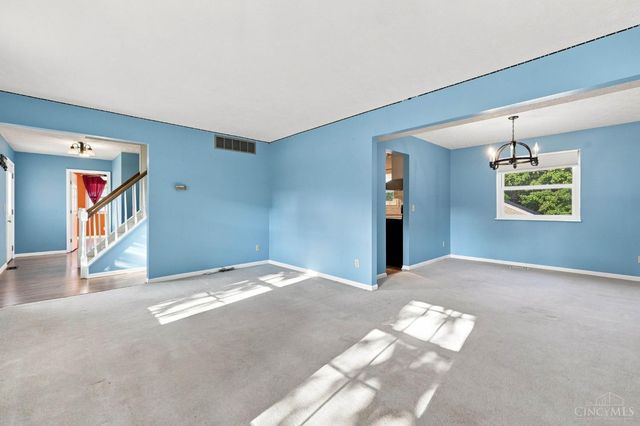 3385 Greenwich Drive, Fairfield, OH 45011
