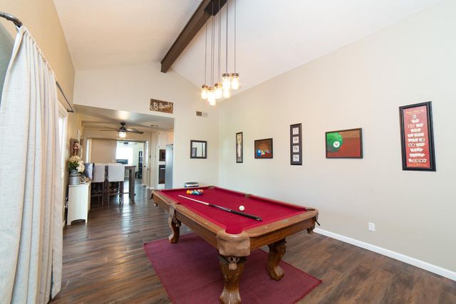 5438 W Sample Avenue, Fresno, CA 93722