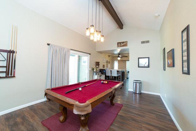 5438 W Sample Avenue, Fresno, CA 93722