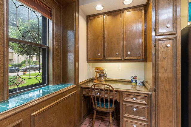 6719 Walton Heath Drive, Houston, TX 77069