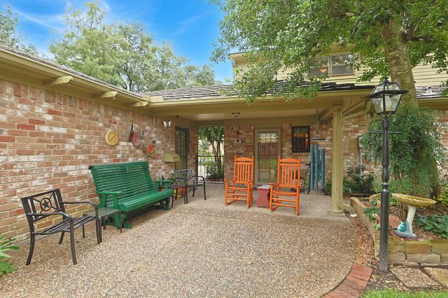 6719 Walton Heath Drive, Houston, TX 77069