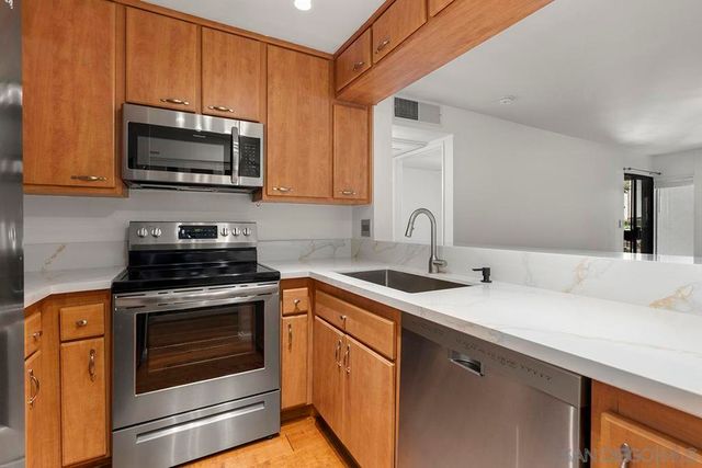 6767 Friars 139, San Diego, CA 92108