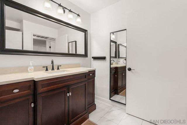 6767 Friars 139, San Diego, CA 92108