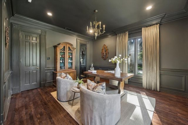 2249 Pelham Drive, Houston, TX 77019