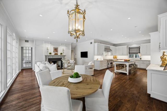 2249 Pelham Drive, Houston, TX 77019