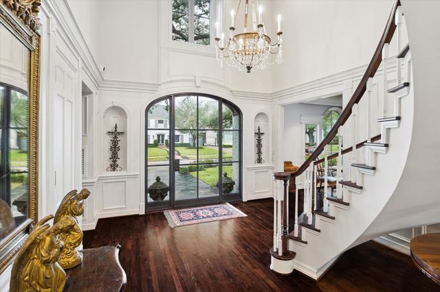2249 Pelham Drive, Houston, TX 77019
