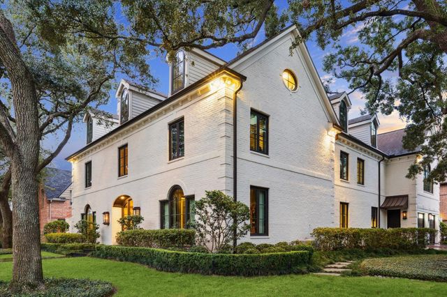 2249 Pelham Drive, Houston, TX 77019