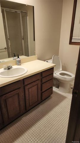 35312 Northmont Drive, Farmington Hills, MI 48331