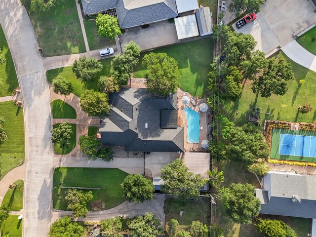 809 Shady Creek Drive, Kennedale, TX 76060