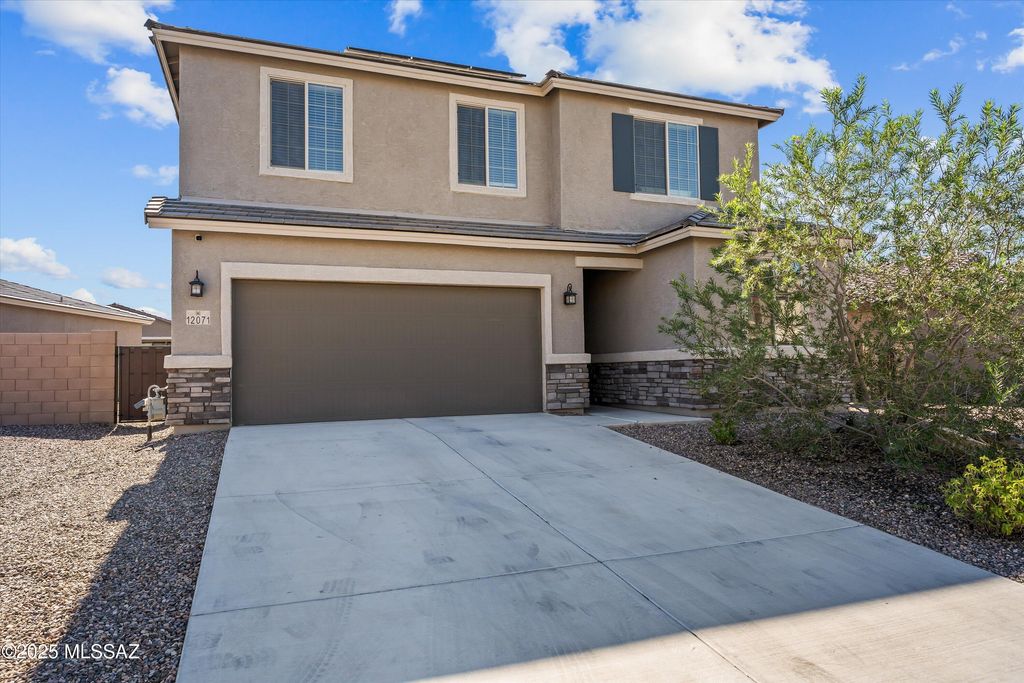 12071 Ryscott Circle, Vail, AZ 85641