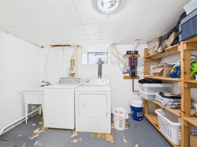 321 E 10th St, Wellington, KS 67152