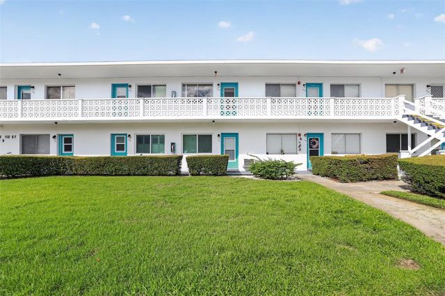 8320 112TH STREET 208, Seminole, FL 33772