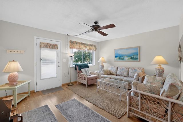 8320 112TH STREET 208, Seminole, FL 33772