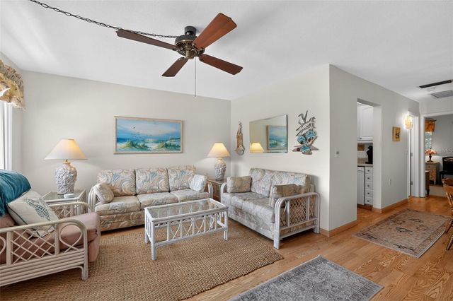 8320 112TH STREET 208, Seminole, FL 33772
