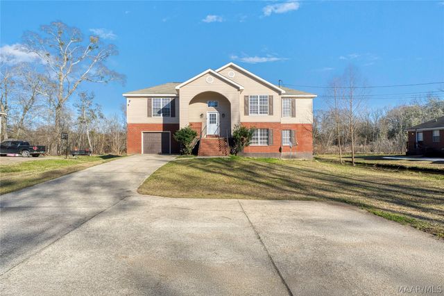 5860 PINELEAF Drive, Millbrook, AL 36054