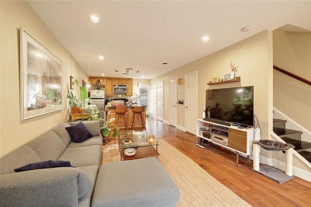 1911 Lightsey RD A, Austin, TX 78704