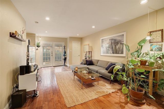 1911 Lightsey RD A, Austin, TX 78704