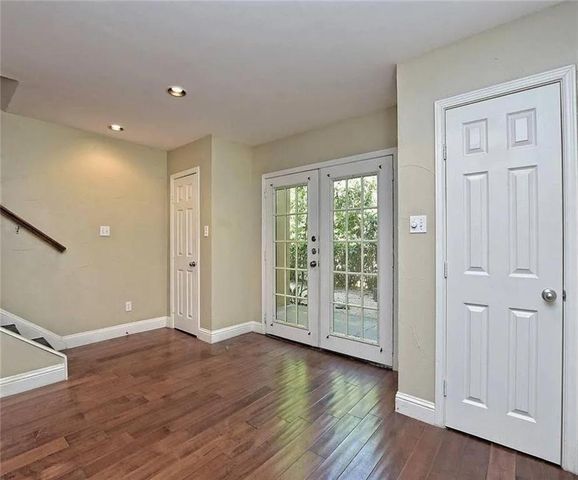 1911 Lightsey RD A, Austin, TX 78704