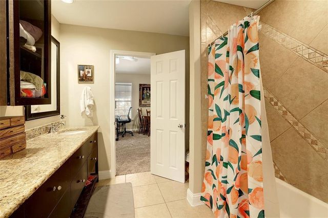 1911 Lightsey RD A, Austin, TX 78704