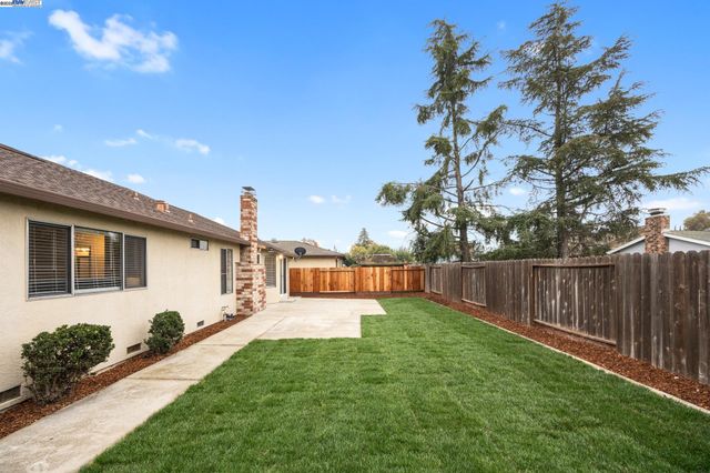 1600 Port Way, Oakley, CA 94561