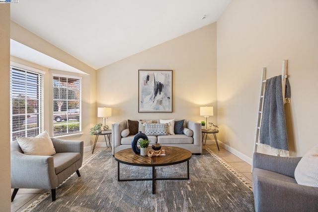 1600 Port Way, Oakley, CA 94561