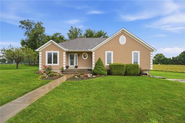 2416 S Outer Belt Road, Oak Grove, MO 64075