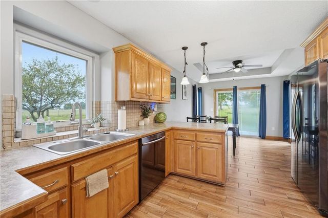 2416 S Outer Belt Road, Oak Grove, MO 64075
