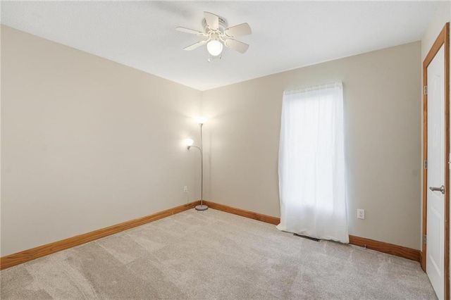 2416 S Outer Belt Road, Oak Grove, MO 64075